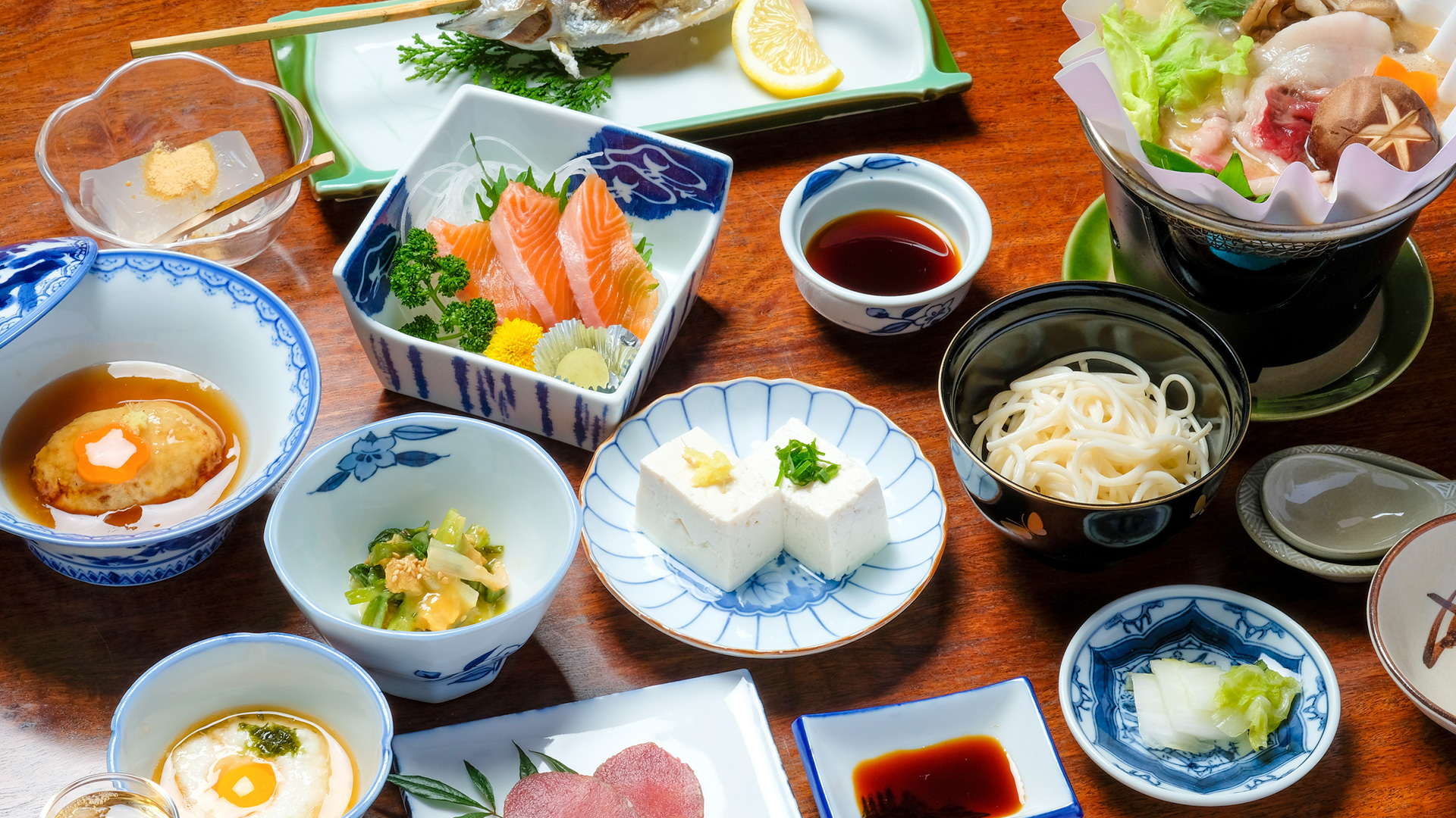 一丸旅館のお料理